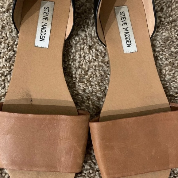 Steve Madden sidestep flat - Picture 6 of 7